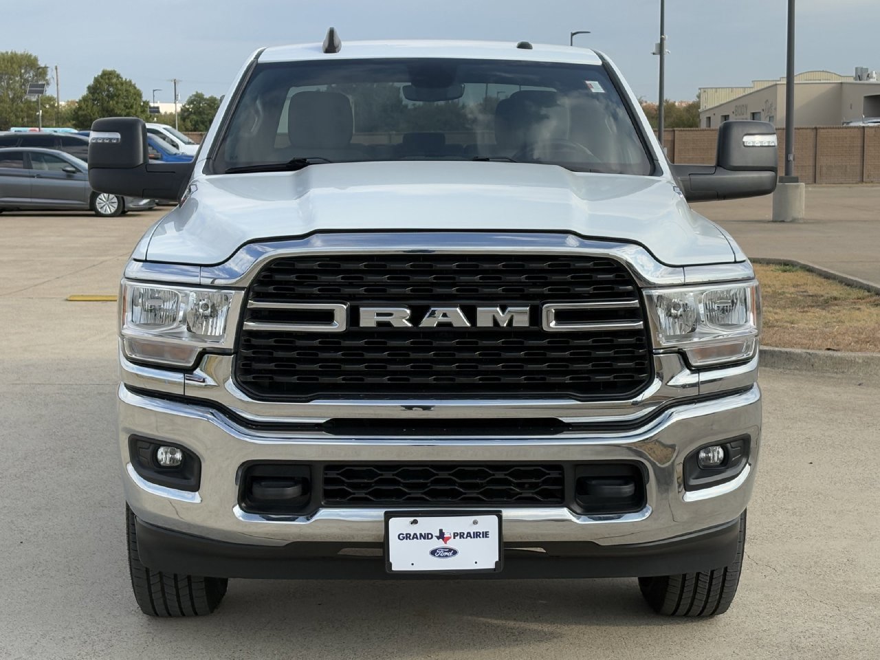 Used 2024 RAM 2500 Big Horn AWD/4WD image 9
