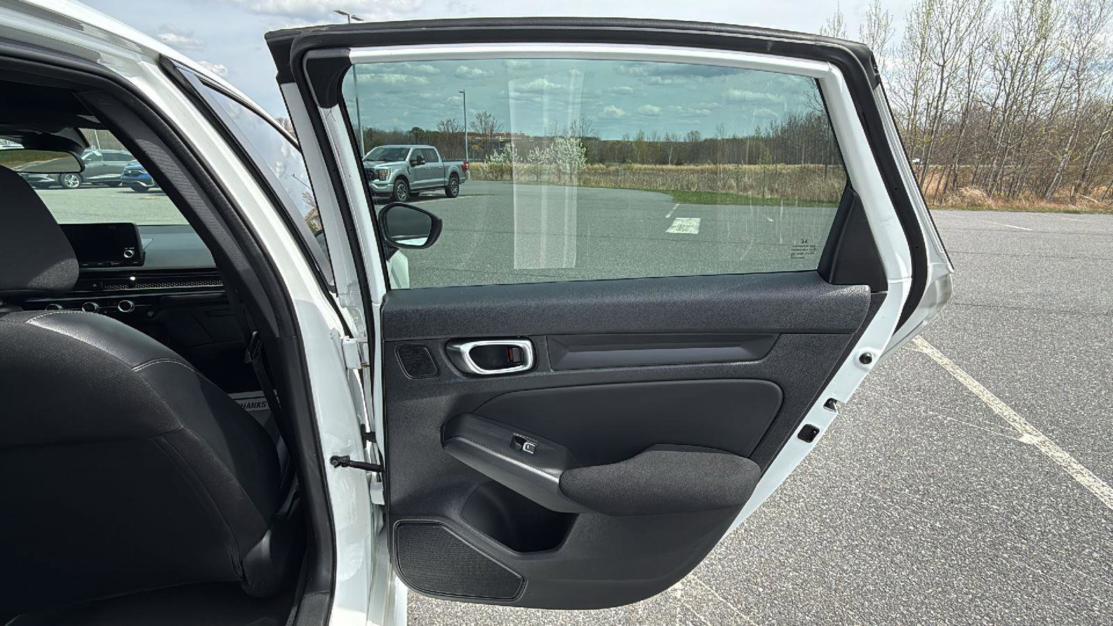 Used 2022 Honda Civic Sport image 16