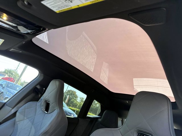 New 2026 BMW iX xDrive60 w/ M Sport Package image 24