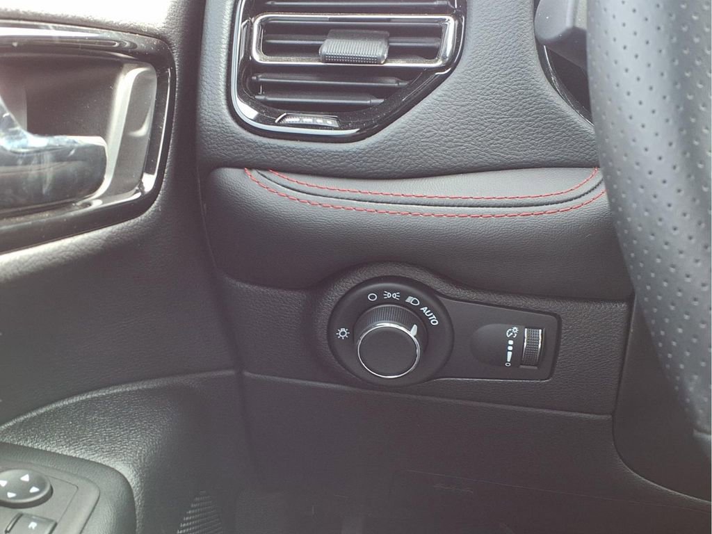 New 2025 Dodge Durango R/T w/ Blacktop Package image 12