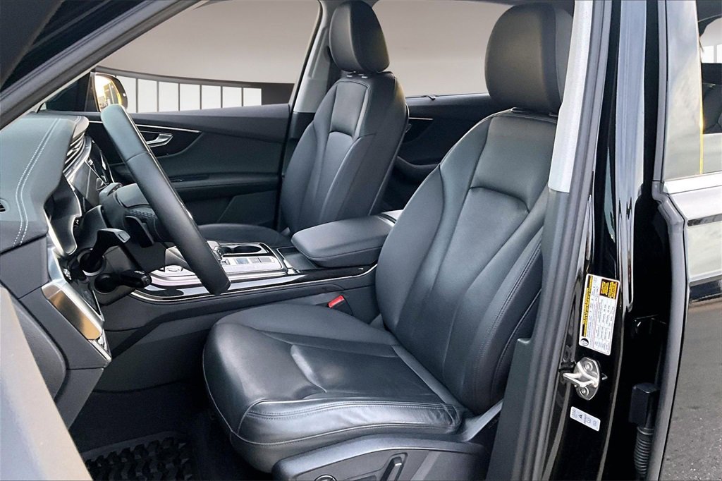 Used 2023 Audi Q7 3.0T Premium Plus image 25