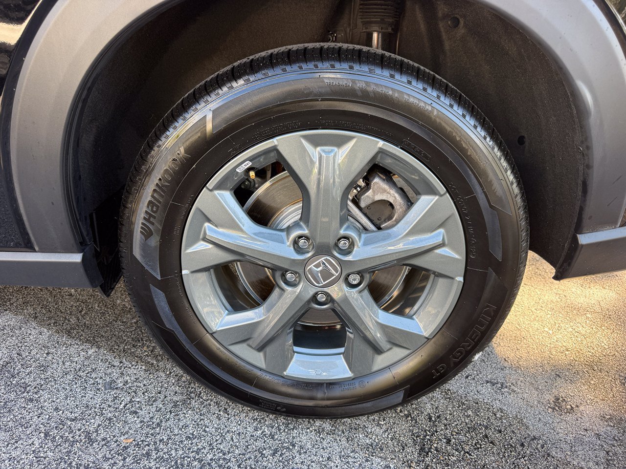 Certified 2026 Honda HR-V LX image 37