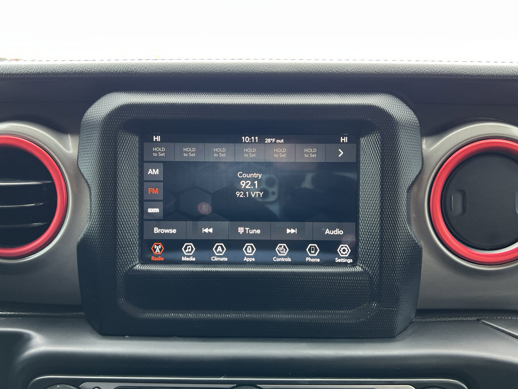 Used 2018 Jeep Wrangler Unlimited Sahara w/ Cold Weather Group image 28