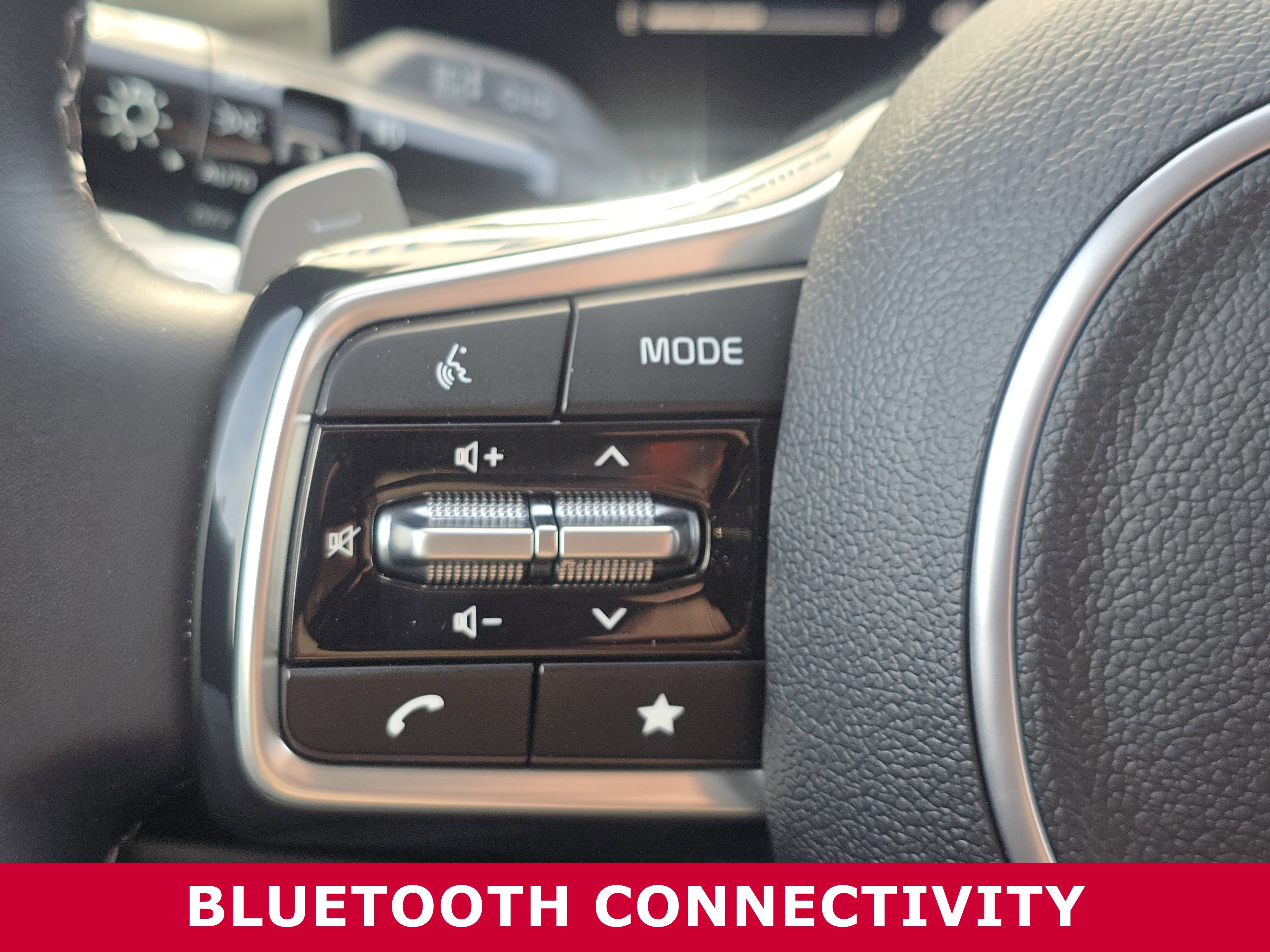 Used 2025 Kia Sorento EX image 25