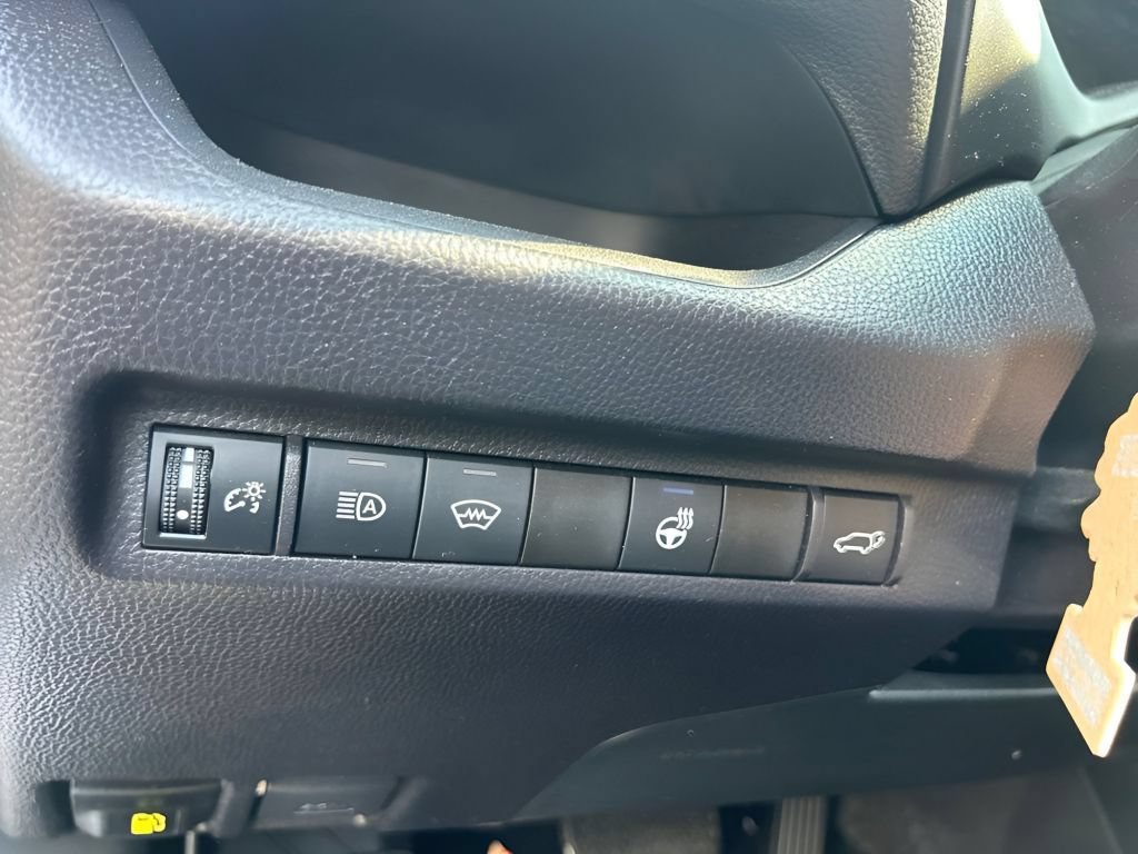 Used 2025 Toyota RAV4 XLE w/ Convenience Package AWD/4WD image 22