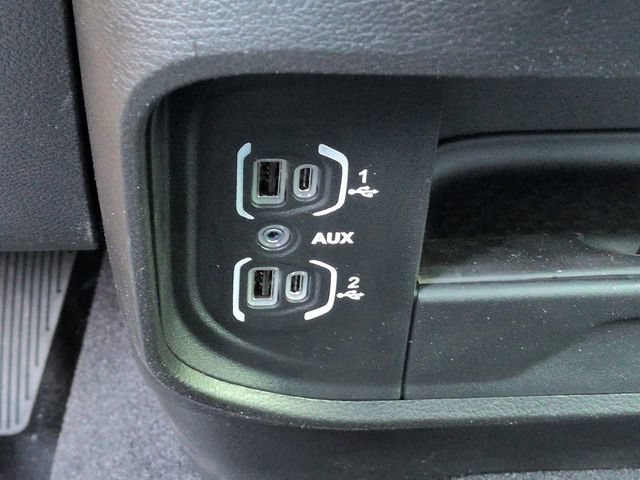 New 2026 RAM 2500 Tradesman AWD/4WD image 21
