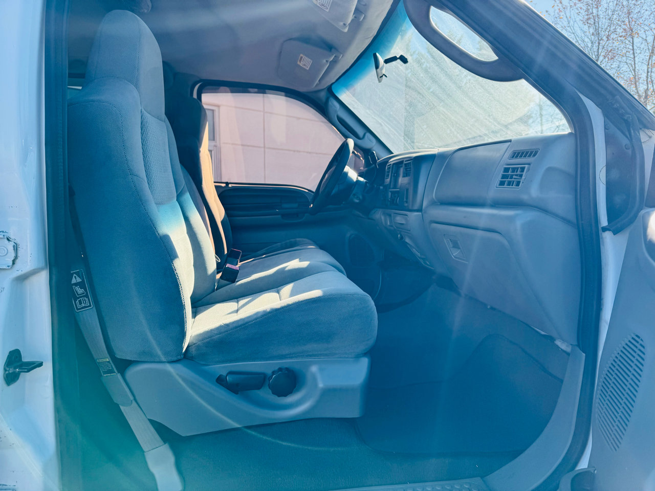 Used 2003 Ford F250 Lariat image 16