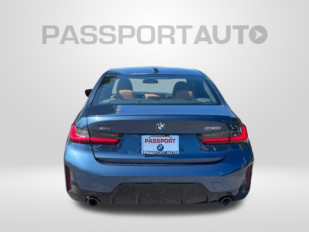 New 2026 BMW 330i xDrive Sedan w/ M Sport Package AWD/4WD image 5