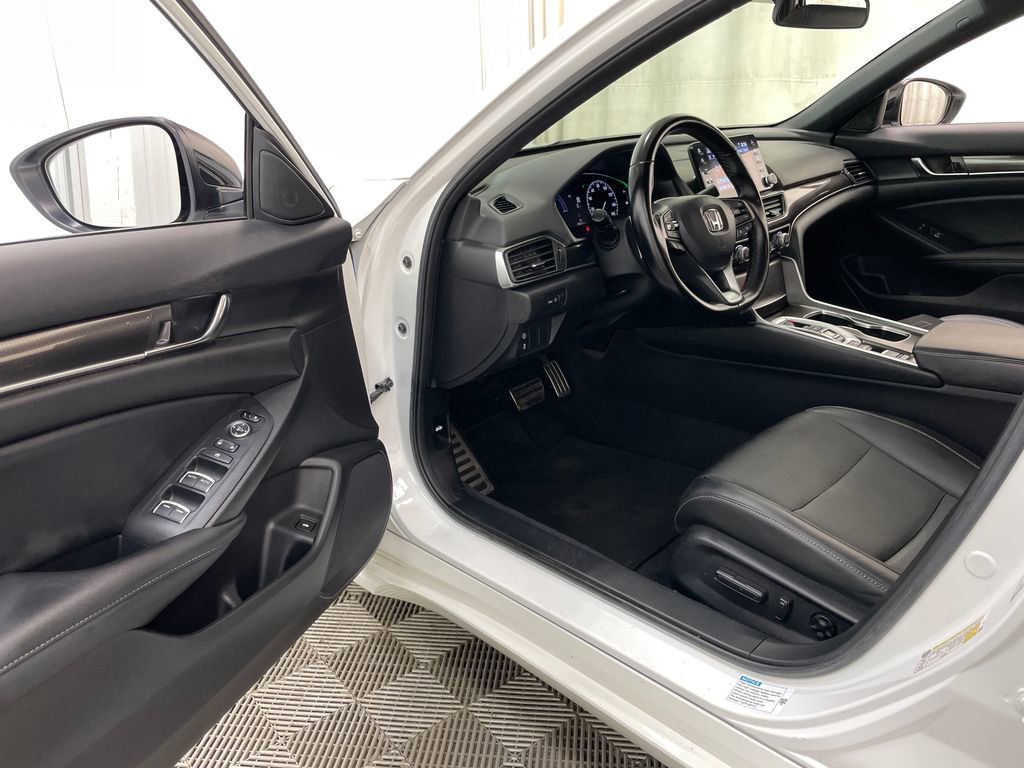 Used 2022 Honda Accord Sport image 18