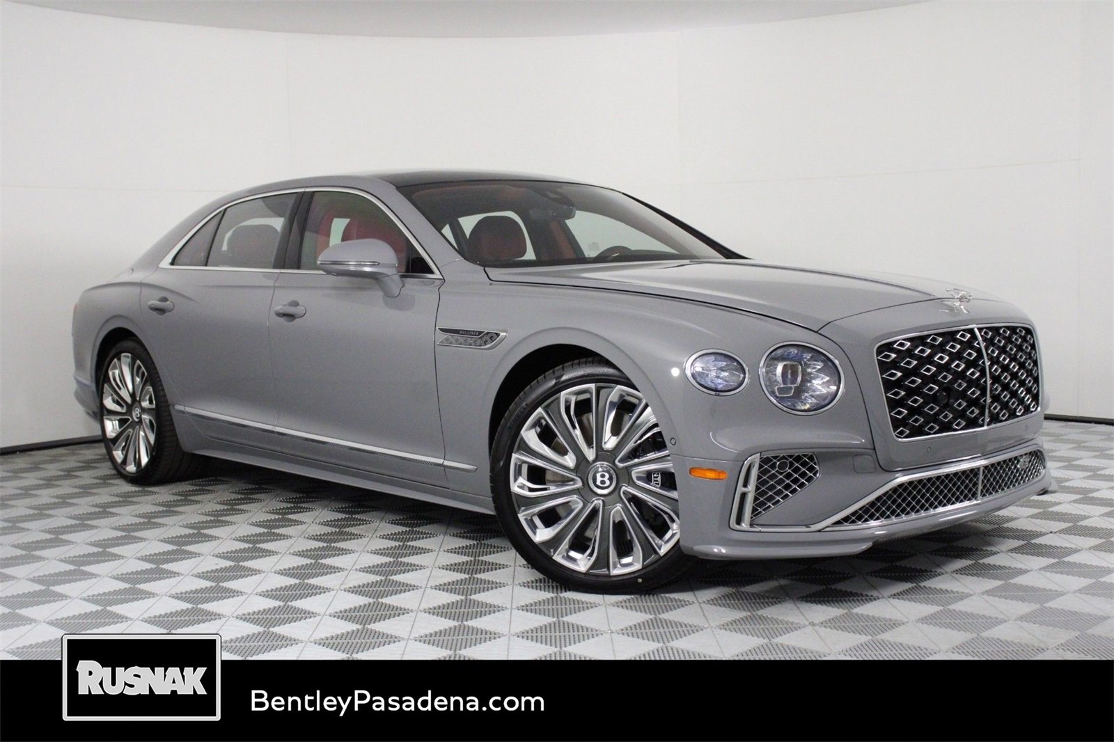 New 2025 Bentley Flying Spur Plug-In Hybrid image 1