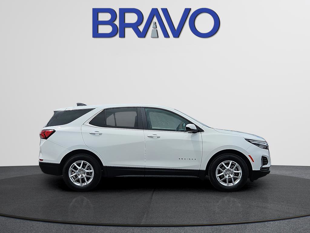 Used 2024 Chevrolet Equinox LT FWD image 3