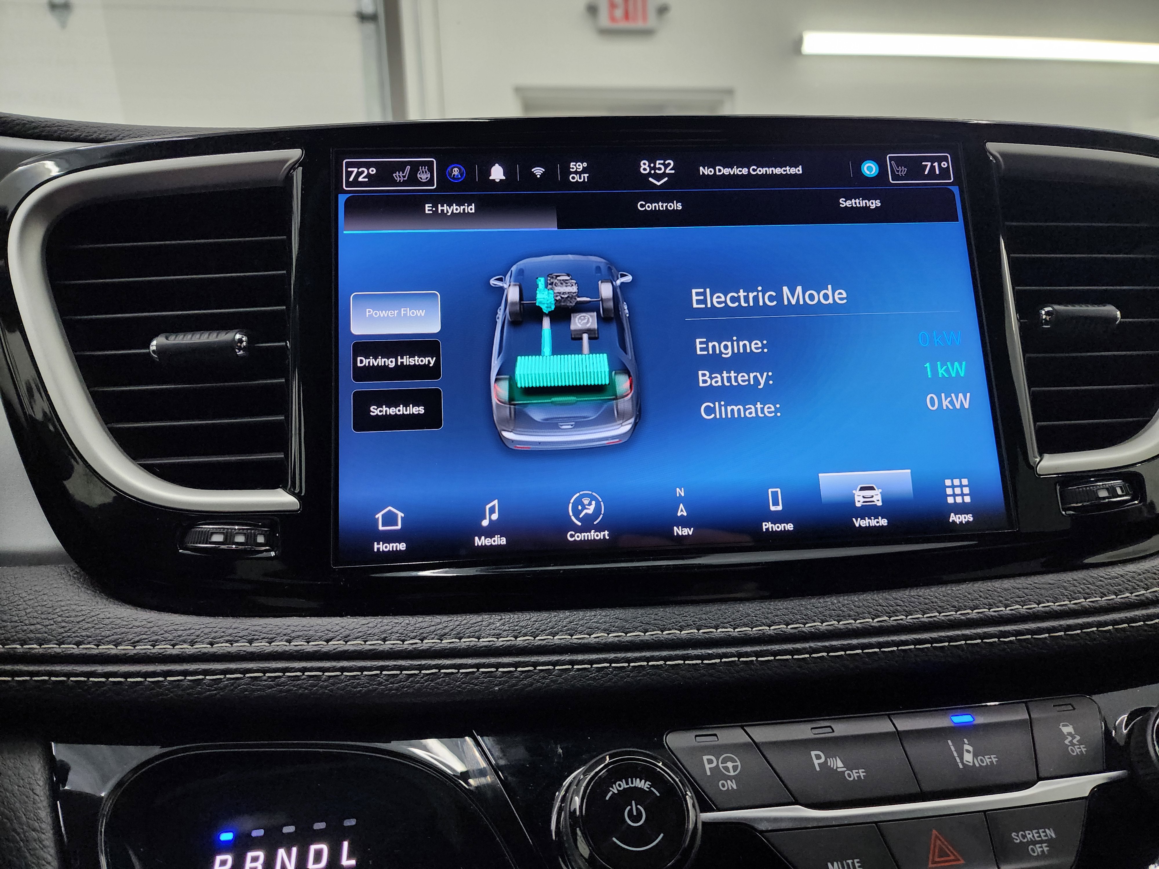 Used 2024 Chrysler Pacifica Limited image 57