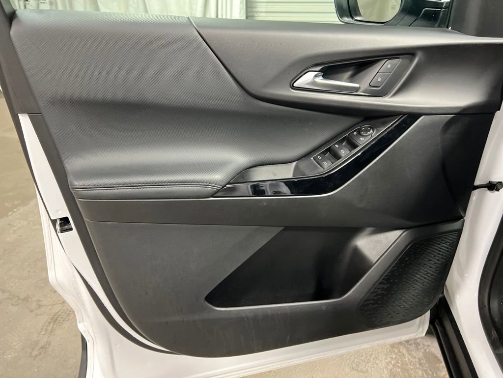 Used 2025 Chevrolet Equinox LT FWD image 21
