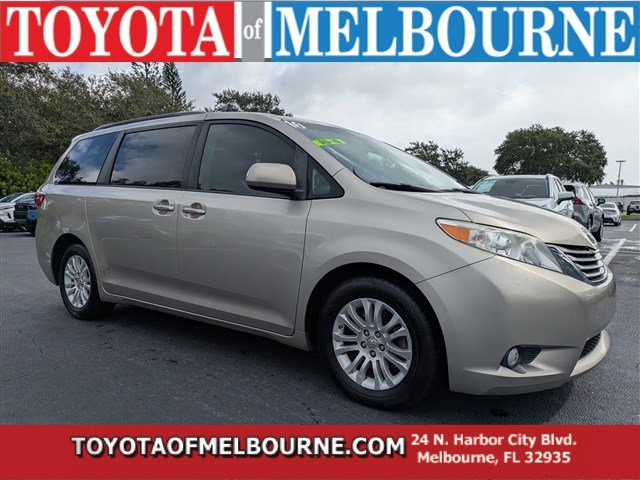 Used 2016 Toyota Sienna XLE