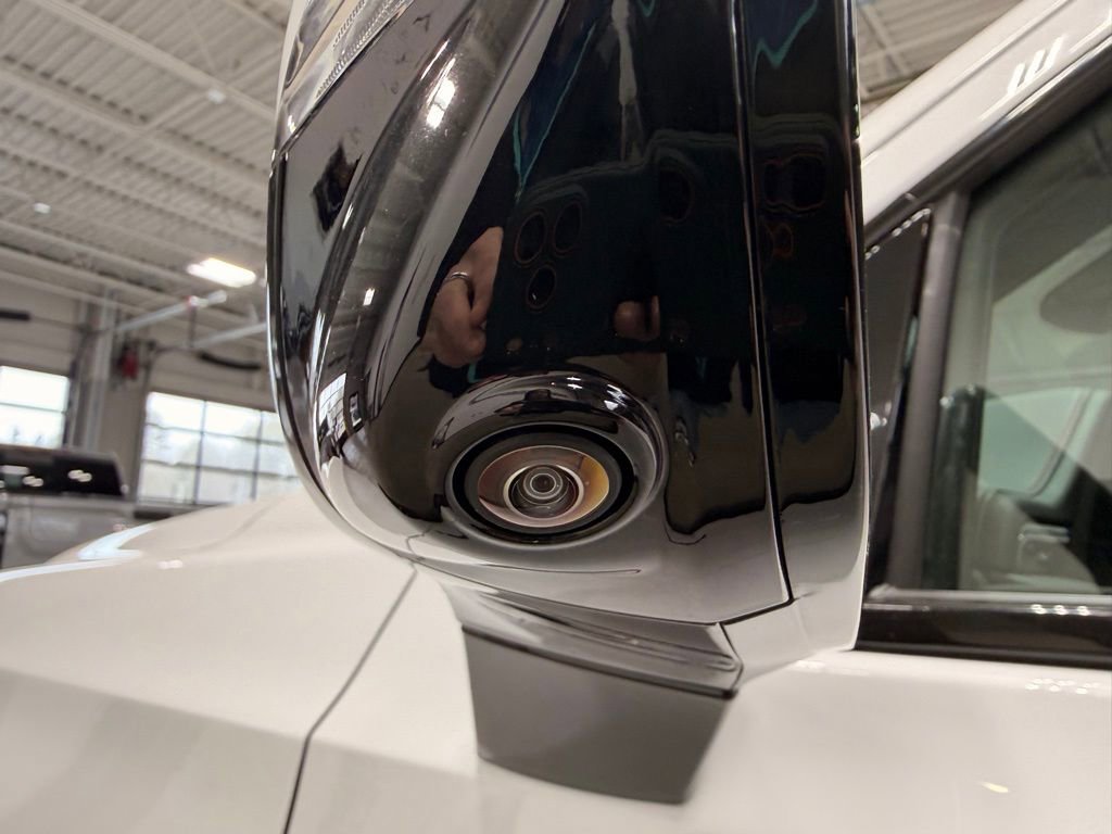 Used 2023 Chevrolet Tahoe RST w/ Luxury Package image 15