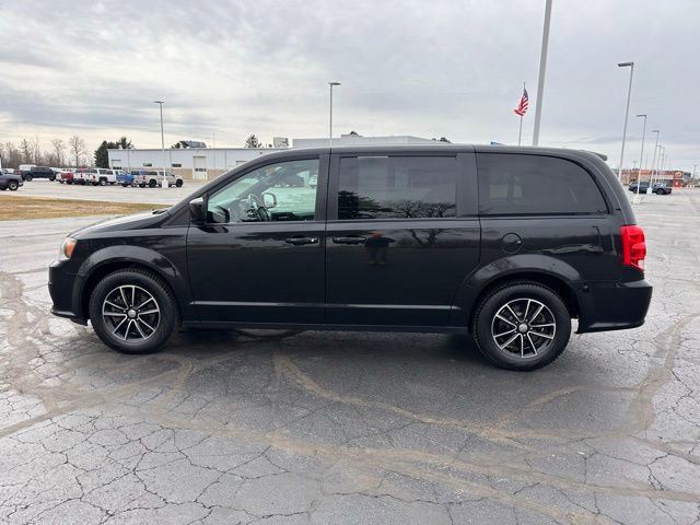 Used 2019 Dodge Grand Caravan GT image 2