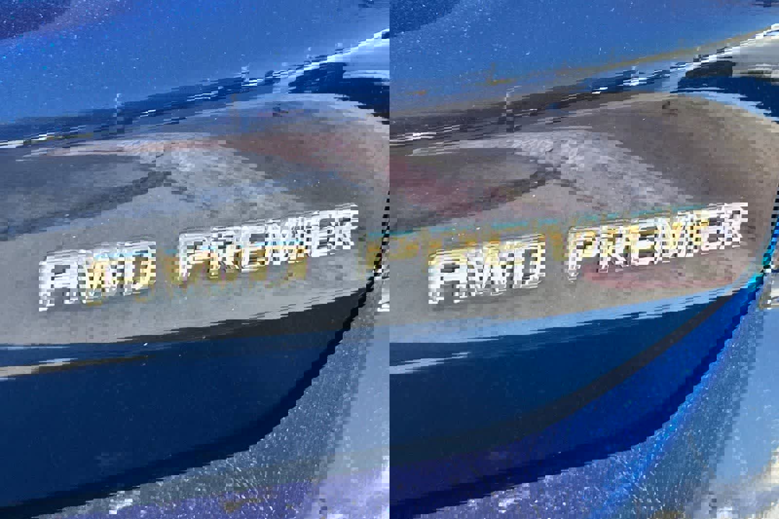 Used 2022 Chevrolet Equinox Premier image 17