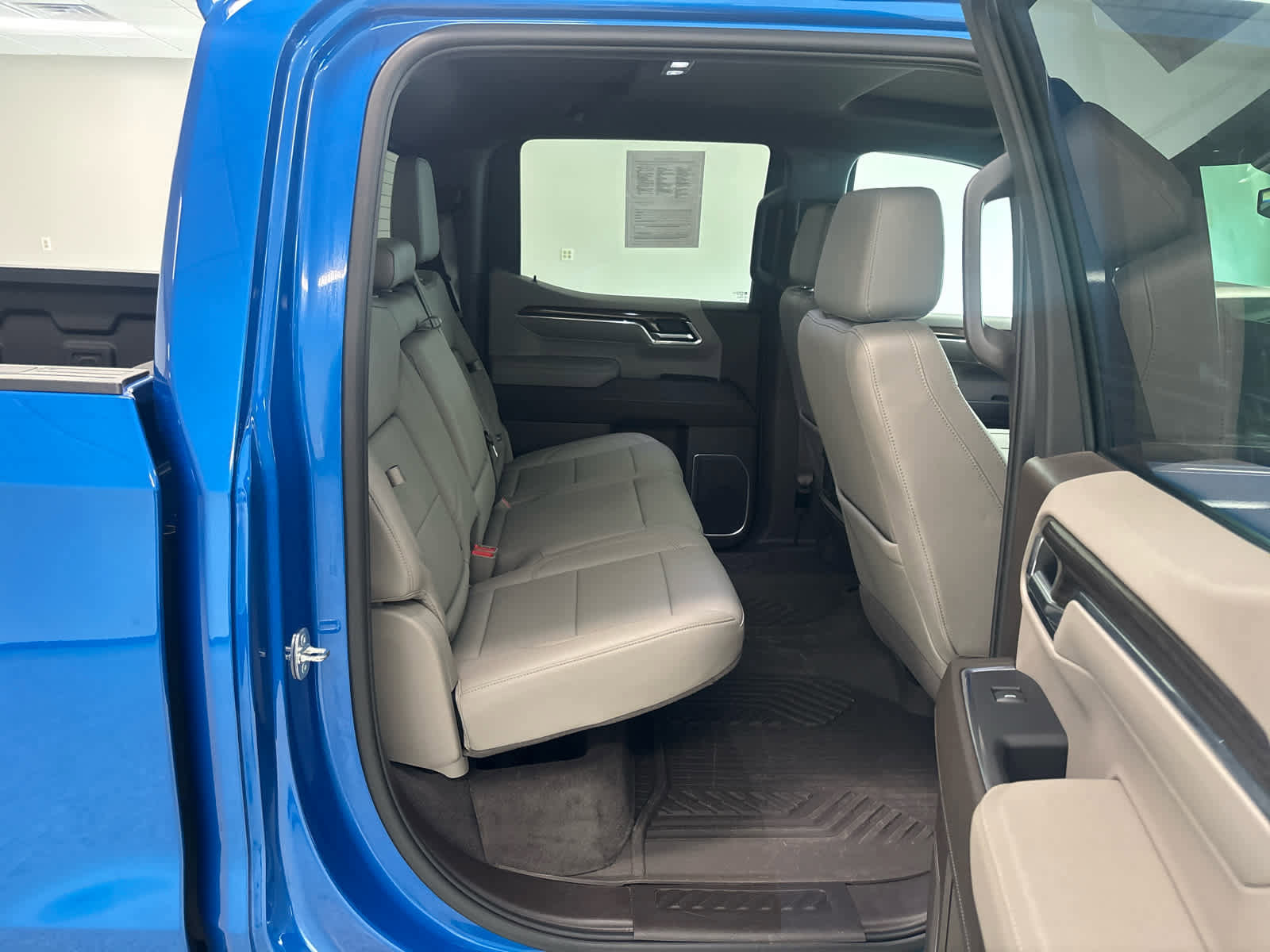 Used 2023 Chevrolet Silverado 1500 RST image 20