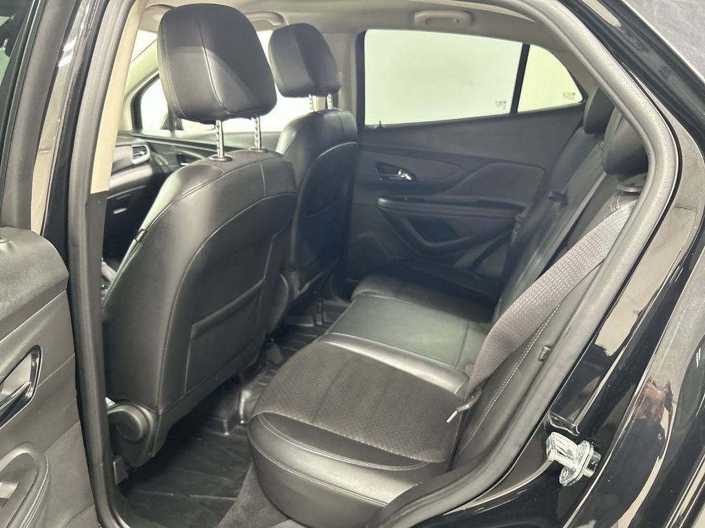 Used 2019 Buick Encore Sport Touring AWD/4WD image 19