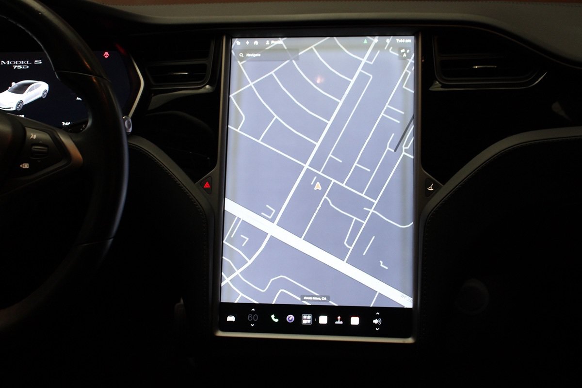 Used 2018 Tesla Model S 75D AWD/4WD image 33