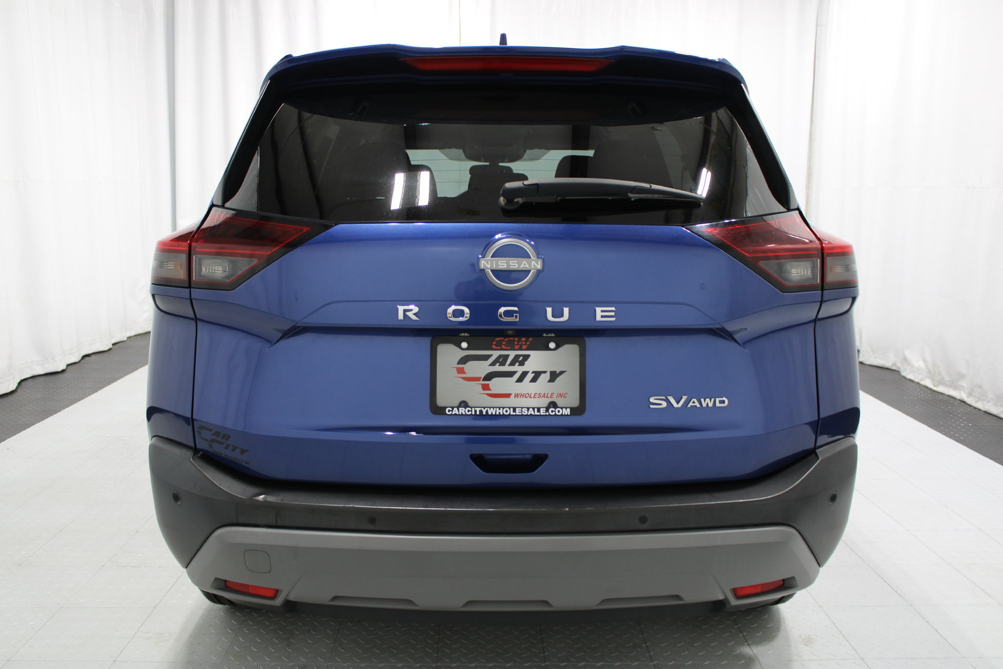 Used 2023 Nissan Rogue SV AWD/4WD image 7