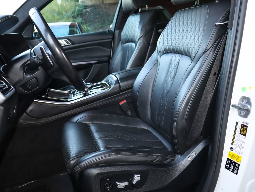 Used 2020 BMW X5 M50i w/ Executive Package AWD/4WD image 19