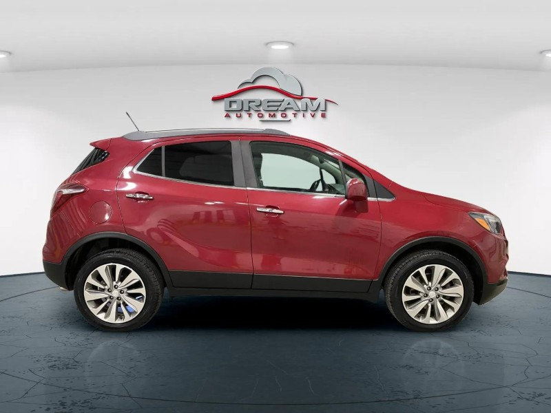 Used 2020 Buick Encore Preferred AWD/4WD image 18