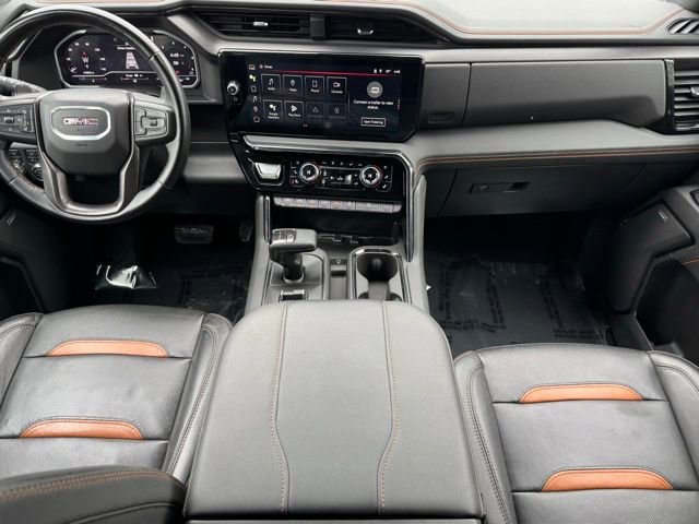 Used 2023 GMC Sierra 1500 AT4 w/ Technology Package image 9