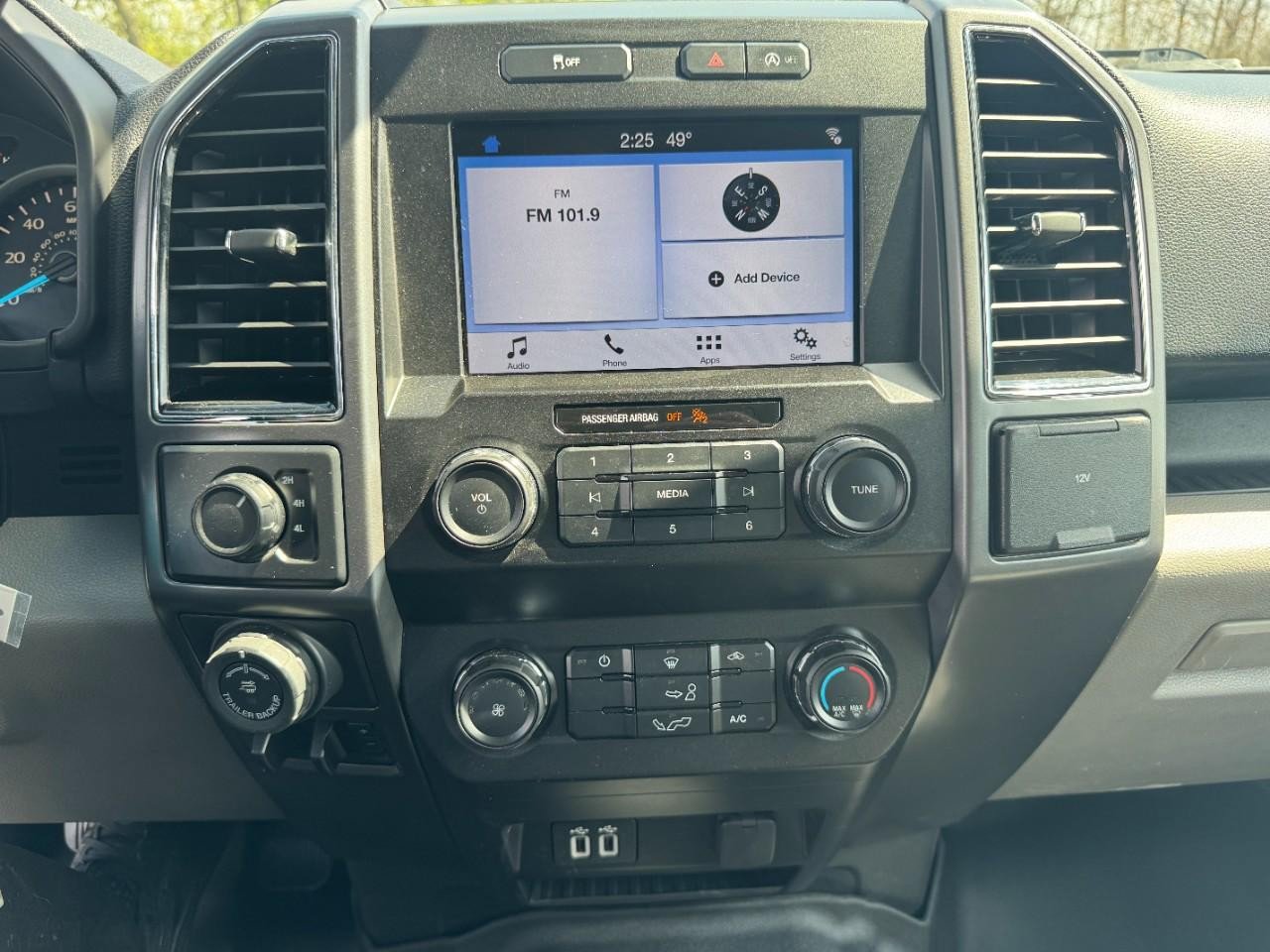 Used 2019 Ford F150 XLT w/ Trailer Tow Package image 15