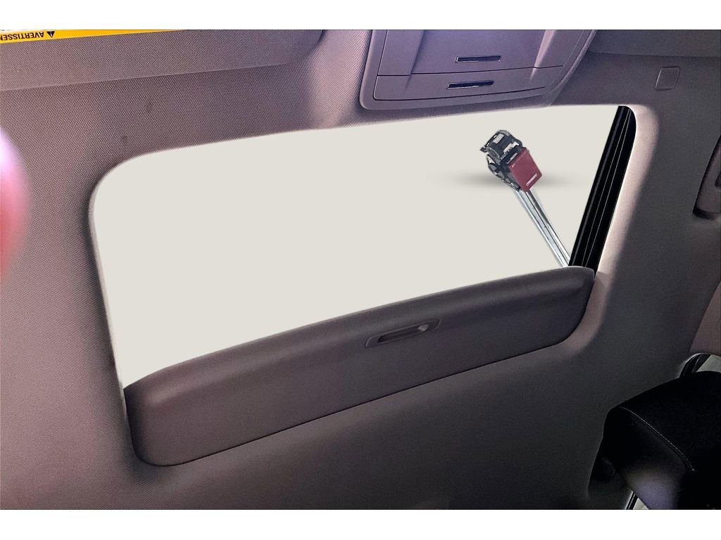 Used 2019 Chevrolet Suburban LT AWD/4WD image 24