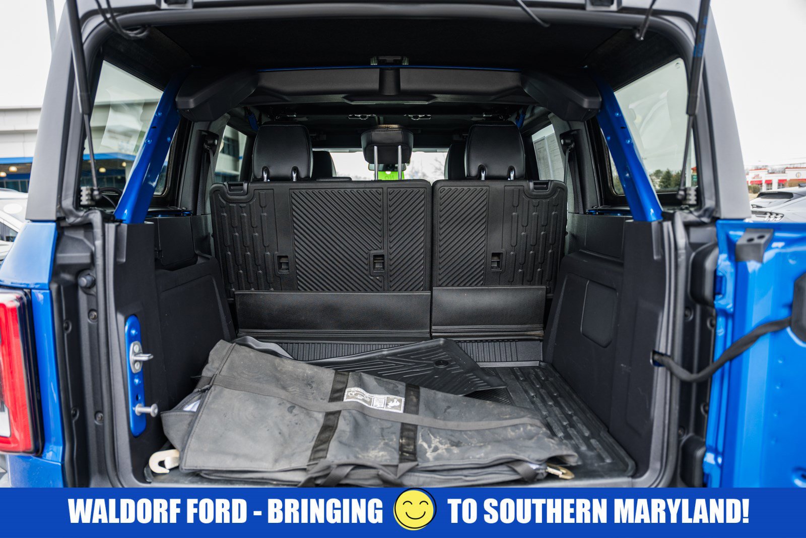 Used 2023 Ford Bronco Wildtrak image 10