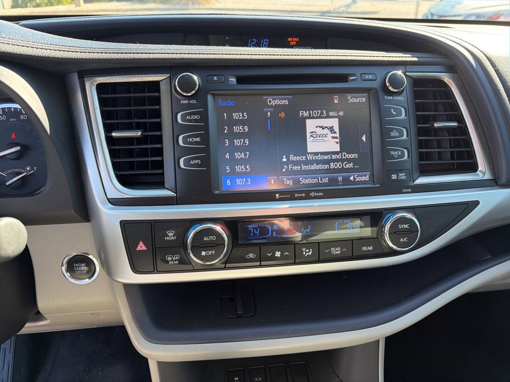 Used 2016 Toyota Highlander XLE image 30