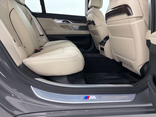 Used 2020 BMW 750i xDrive w/ Executive Package AWD/4WD image 23