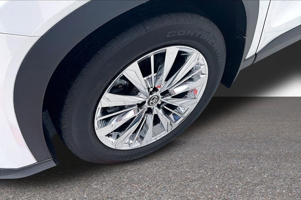 Used 2026 Toyota Grand Highlander Platinum image 32