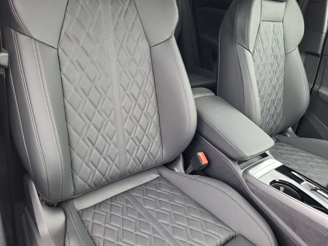 New 2026 Audi SQ5 Premium Plus AWD/4WD image 19
