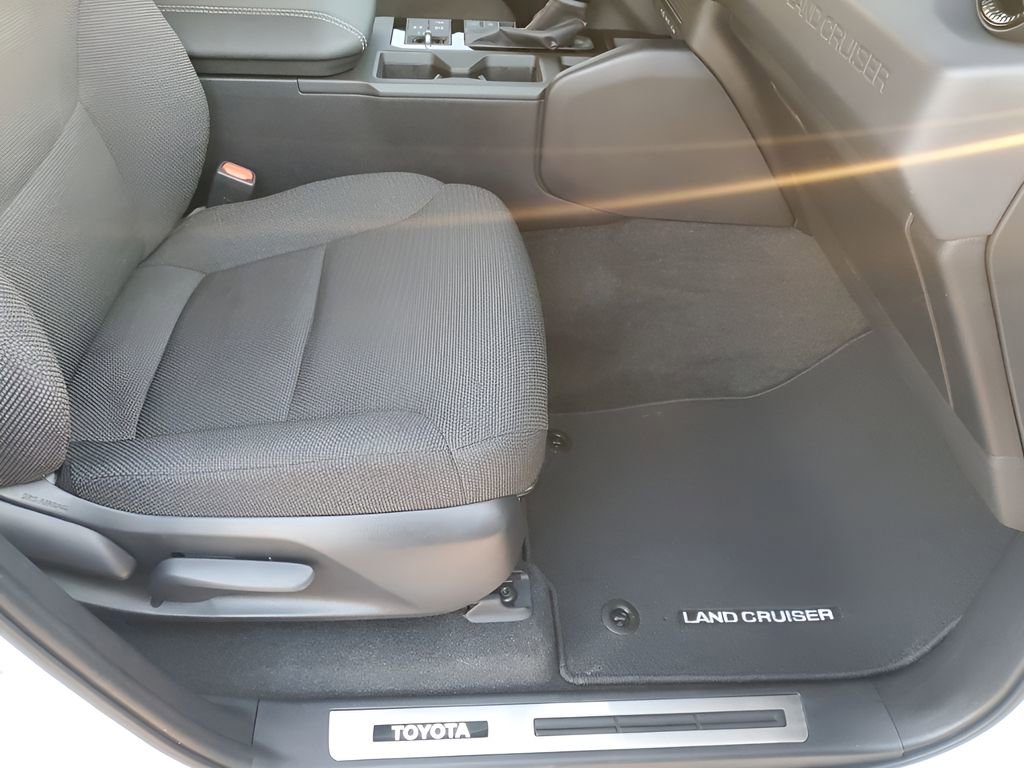 Used 2025 Toyota Land Cruiser 1958 image 16