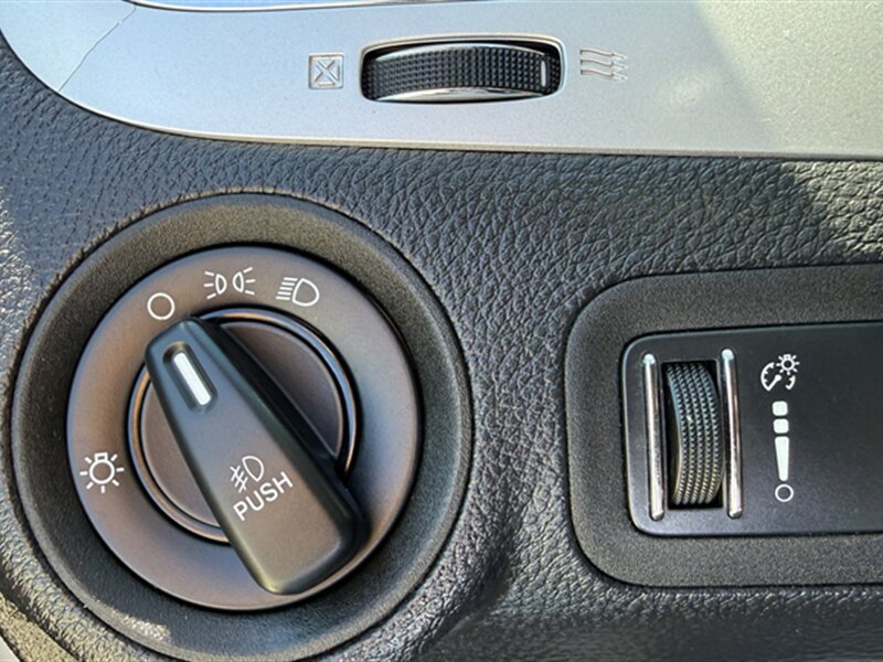 Used 2016 Dodge Journey SXT w/ Premium Group FWD image 17