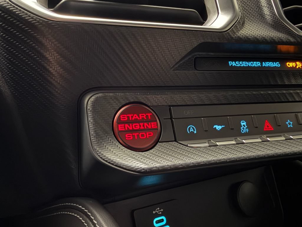 Used 2025 Ford Mustang GT Premium RWD image 14