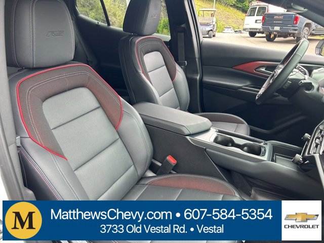 Used 2024 Chevrolet Equinox EV RS image 8