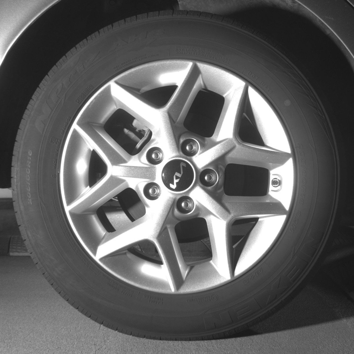 Used 2025 Kia Soul LX w/ LX Technology Package FWD image 15