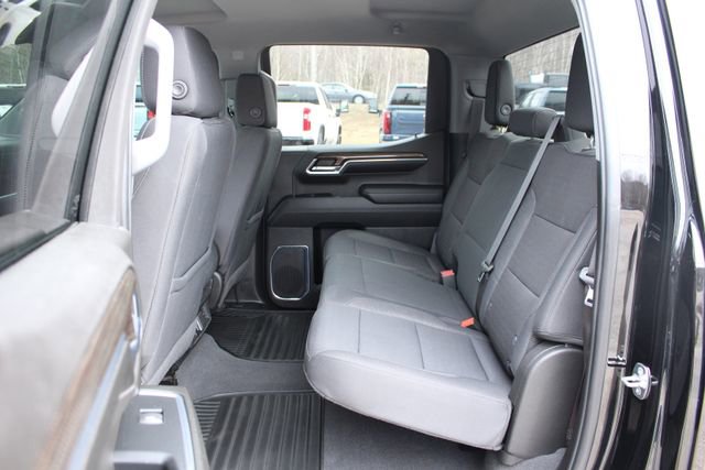 Used 2024 Chevrolet Silverado 1500 LT image 10