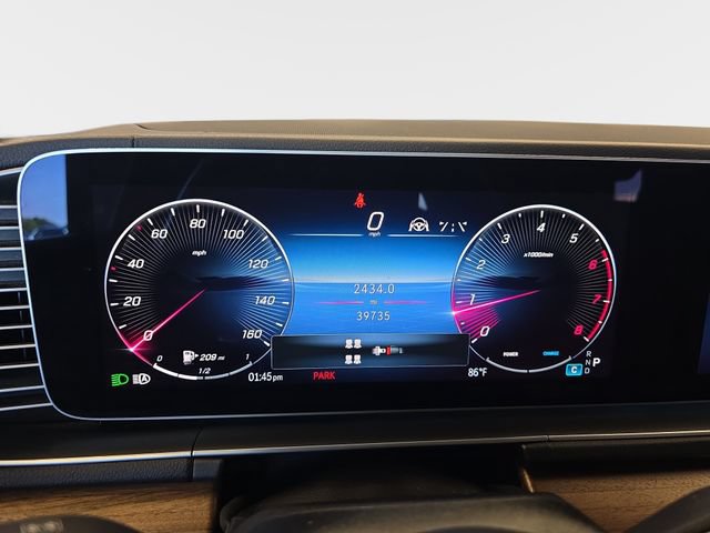 Used 2024 Mercedes-Benz GLS 450 4MATIC image 23