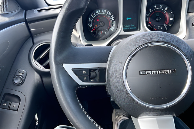 Used 2010 Chevrolet Camaro SS w/ RS Package RWD image 10