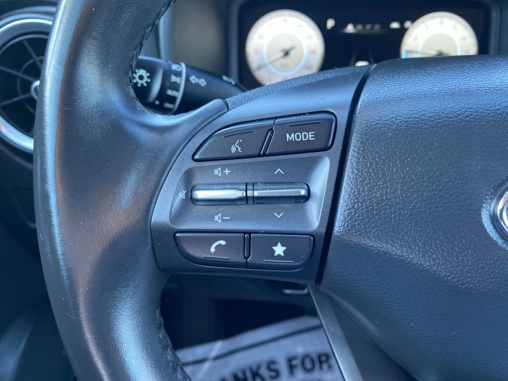 Certified 2022 Hyundai Kona Limited image 19