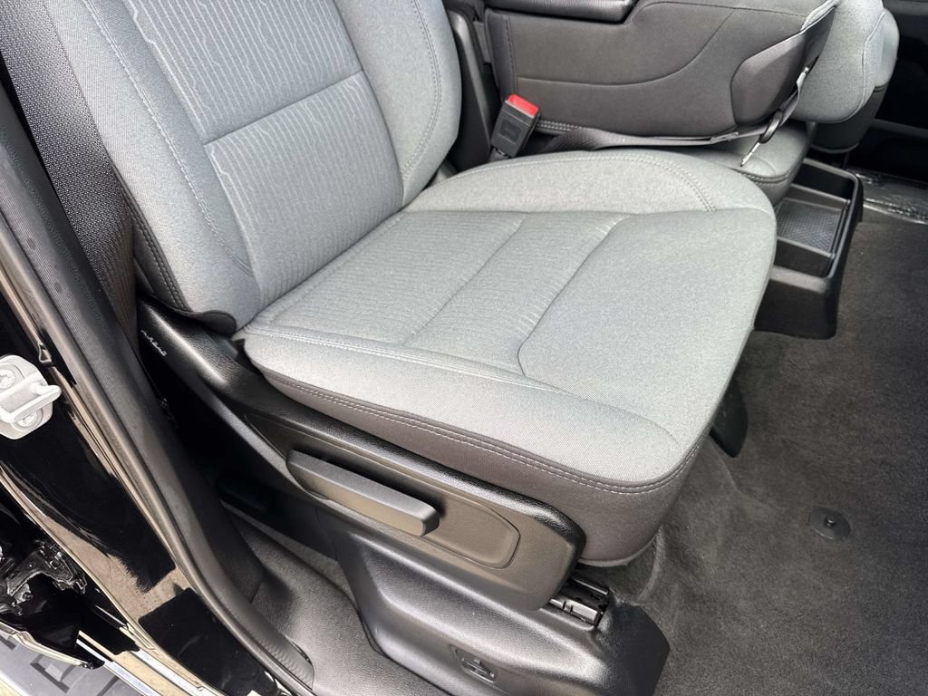Used 2023 RAM 1500 Big Horn AWD/4WD image 16