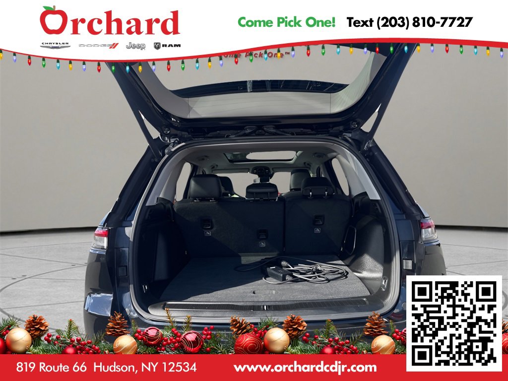 Used 2023 Jeep Grand Cherokee 4WD 4xe w/ Luxury Tech Group II image 14