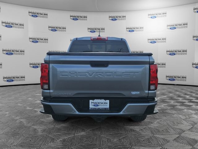 Used 2023 Chevrolet Colorado LT w/ LT Convenience Package II AWD/4WD image 4
