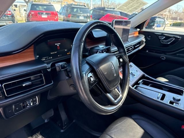 Used 2020 Lincoln Aviator Reserve w/ Equipment Group 201A image 15