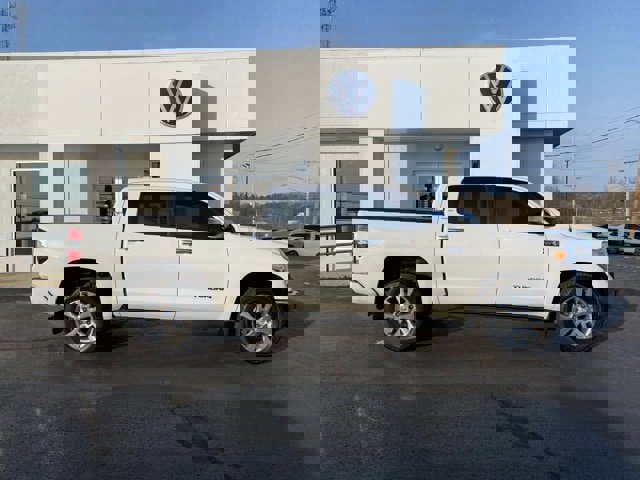 Used 2014 Toyota Tundra Limited image 3