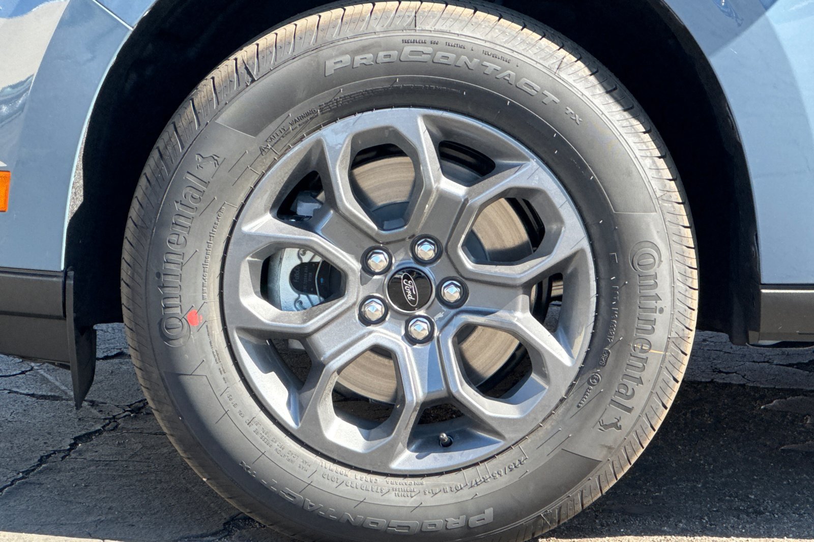 New 2026 Ford Maverick XLT w/ XLT Luxury Package FWD image 29